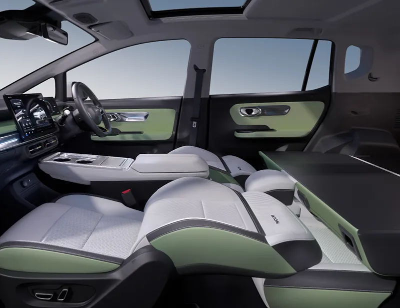 aion-y-plus_interior03